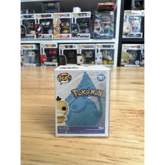 RARE CHASE BITTY Psyduck Pokemon Funko Pop #781 Pokémon Vinyl Figure TCG Psychic - Picture 3 of 6
